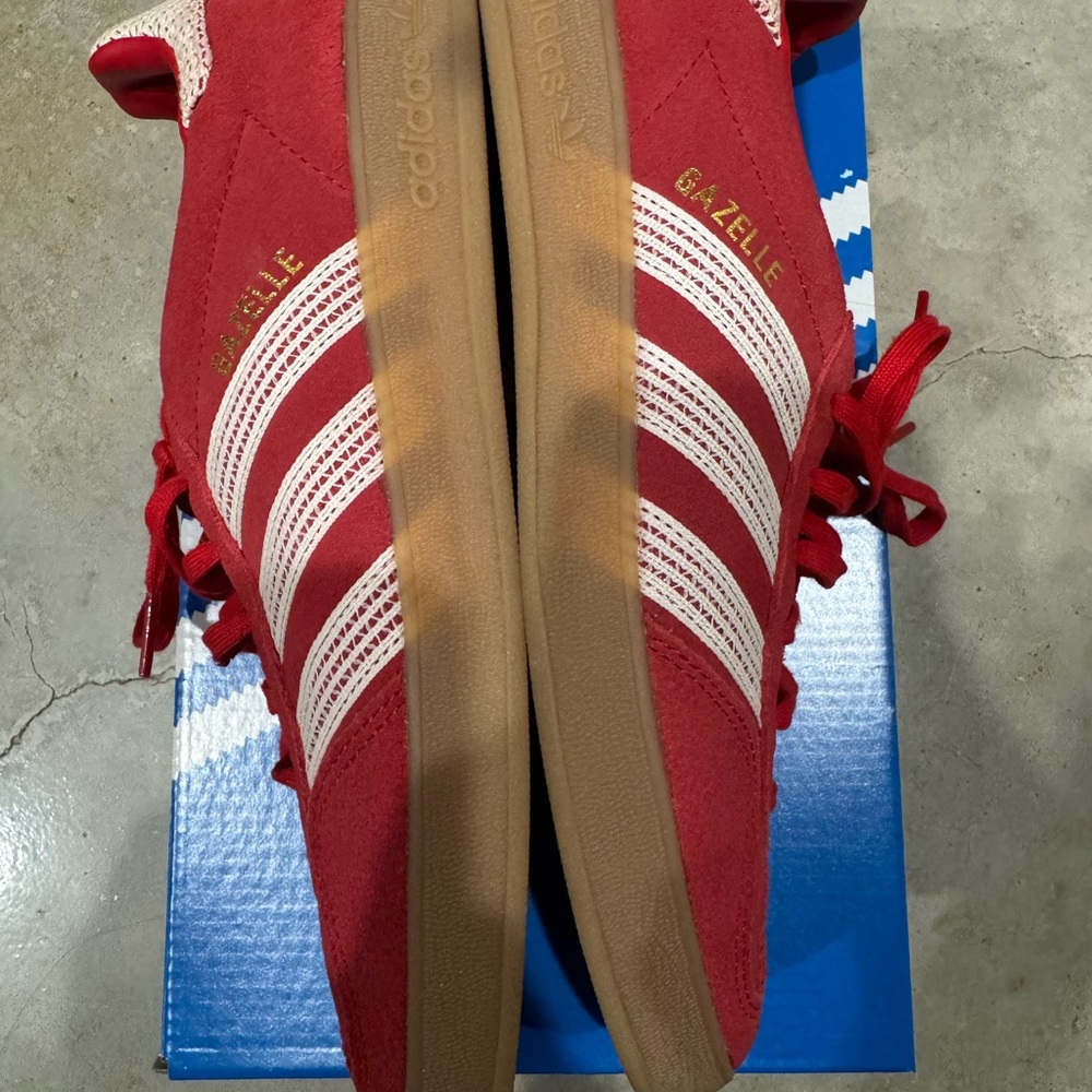 Adidas Gazelle Women size 9 — Red - Picture 3 of 7
